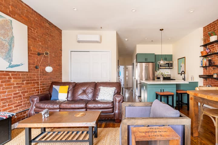 Bright, Spacious, Classic Apt! Gen. Check-in/out - New York