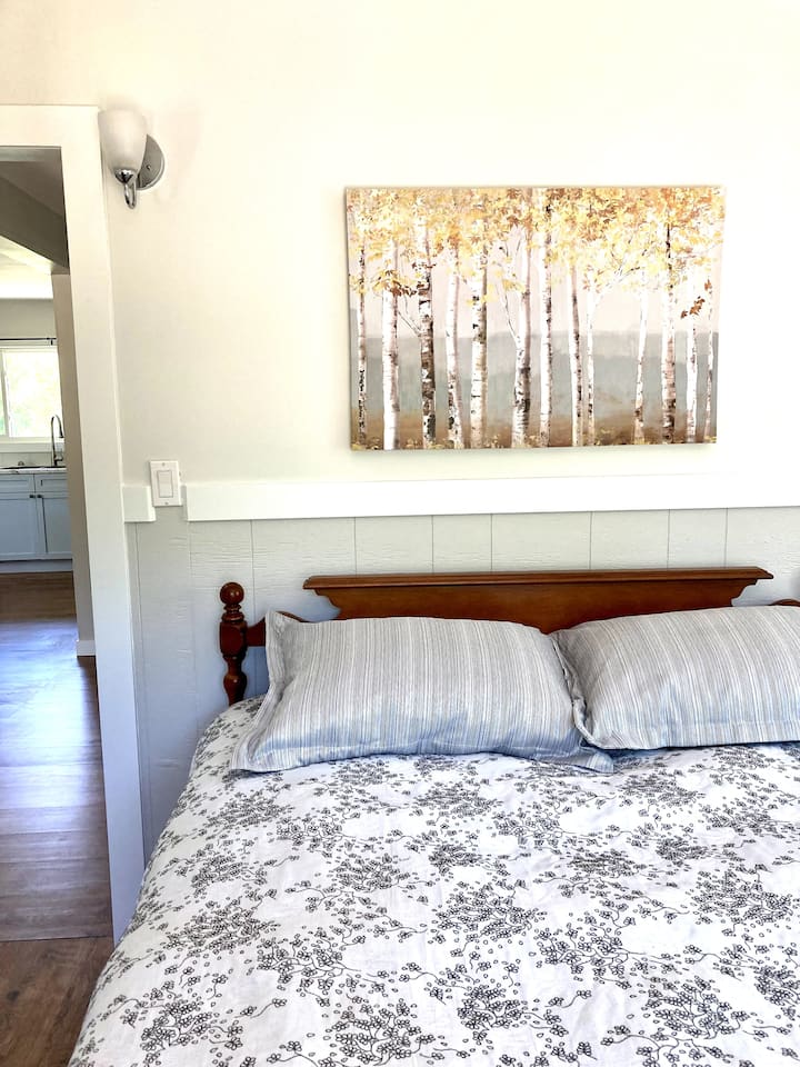 Основна спалня на етаж 