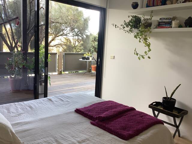 Bon Air! Walk to the beach, shops gallery image 3