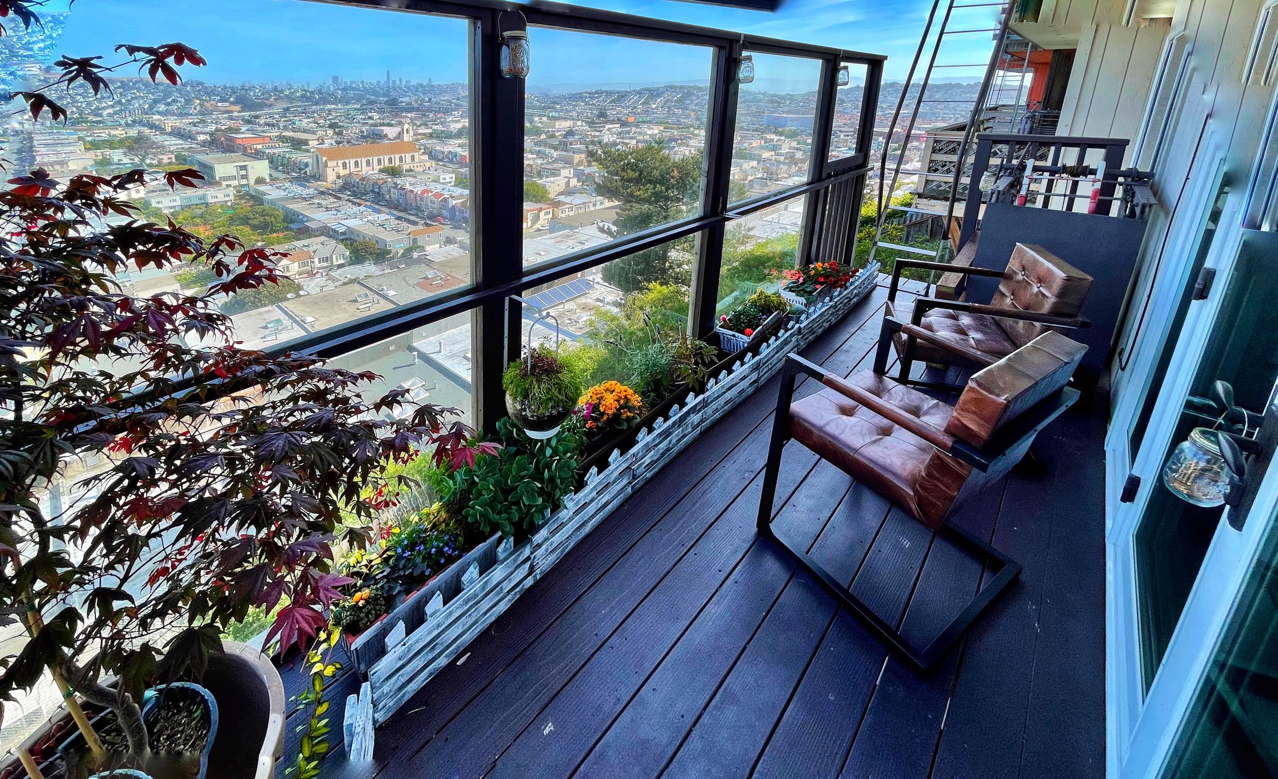 Home in San Francisco · ★4.88 · 4 bedrooms · 6 beds · 3 baths - Image 1