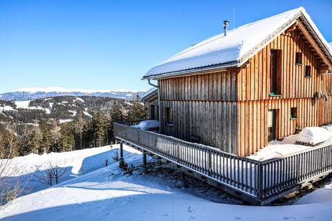 1A Chalet Rast Skiing with a view+sauna