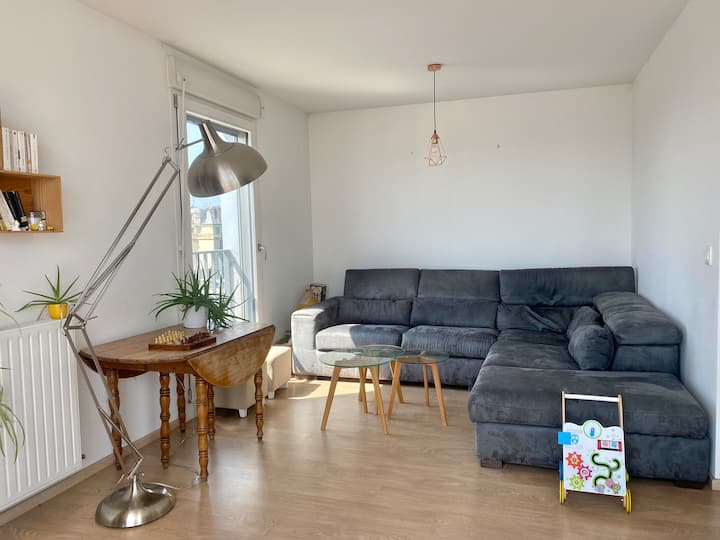 Grand Appartement Familial Avec Terrasse - Gonesse
