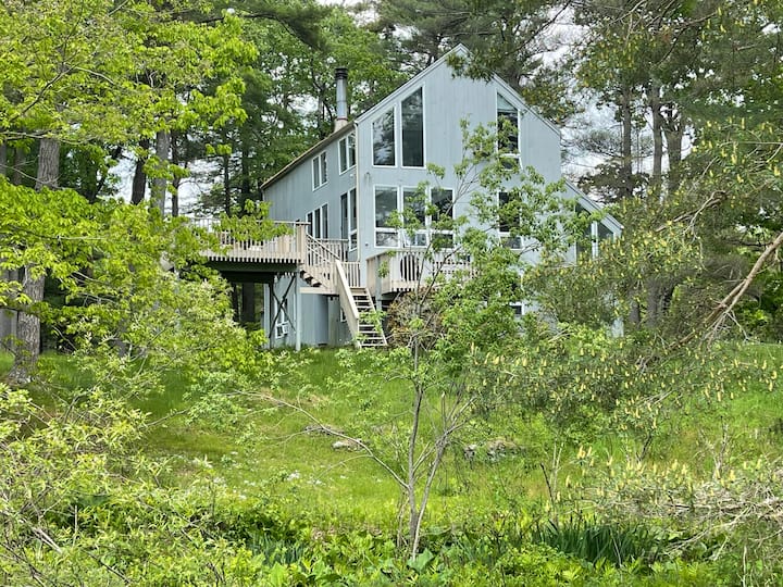 Appartement au 1er étage dans une maison rustique tranquille à la ferme