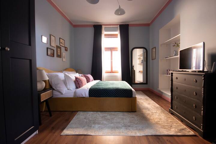 A beautiful Viennese Villa – spacious & cosy gallery image 3