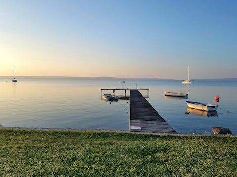 Silence villa on the shore of Lake Balaton