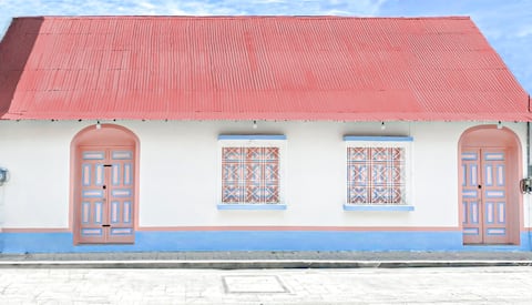 Fantastic House In Flores