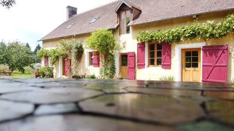 Farm on the edge of Bercé, exceptional forest