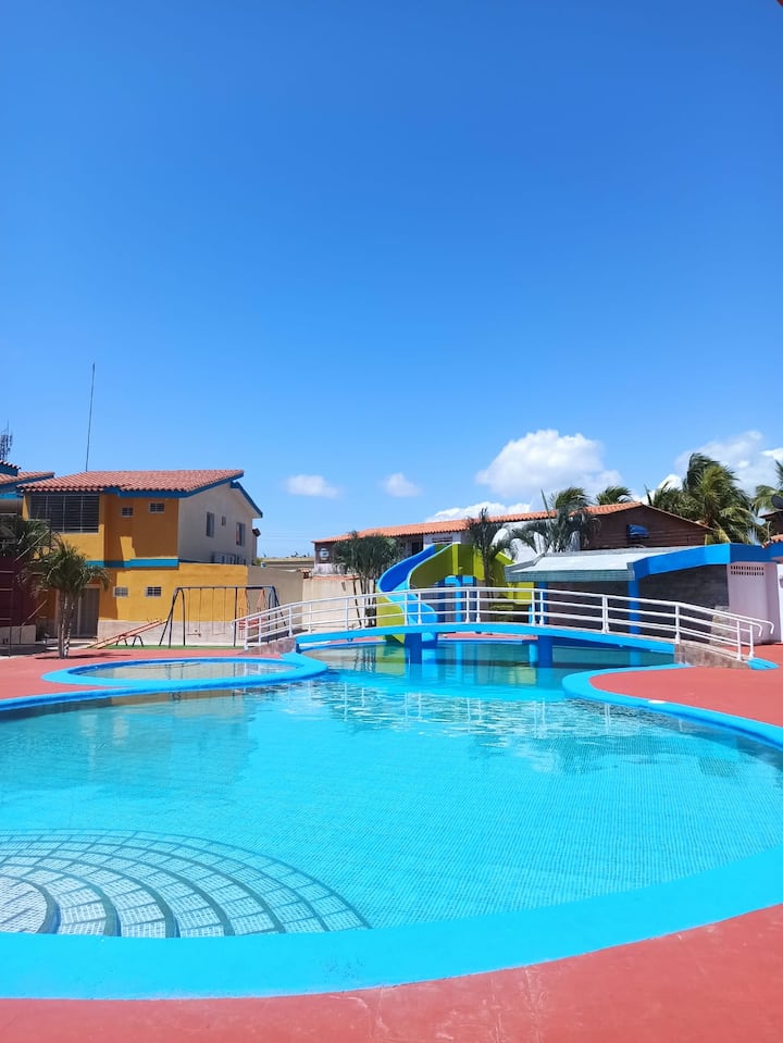 Casa de Playa for 7 people. Houses for Rent in Flamingo City, Falcón, Venezuela Airbnb