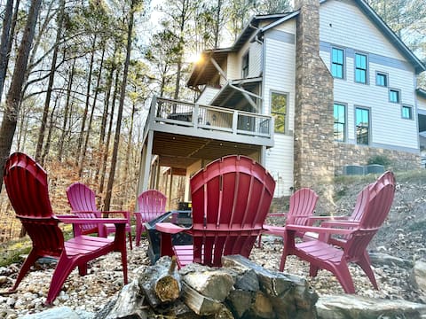 Cozy Holidays! 5bdrms, FirePit, Snow Park! Groups!