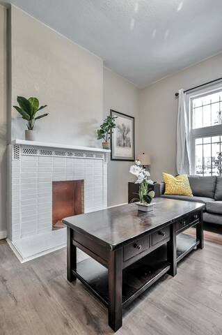 Washington Park/Downtown/Cherry Creek Home gallery image 5