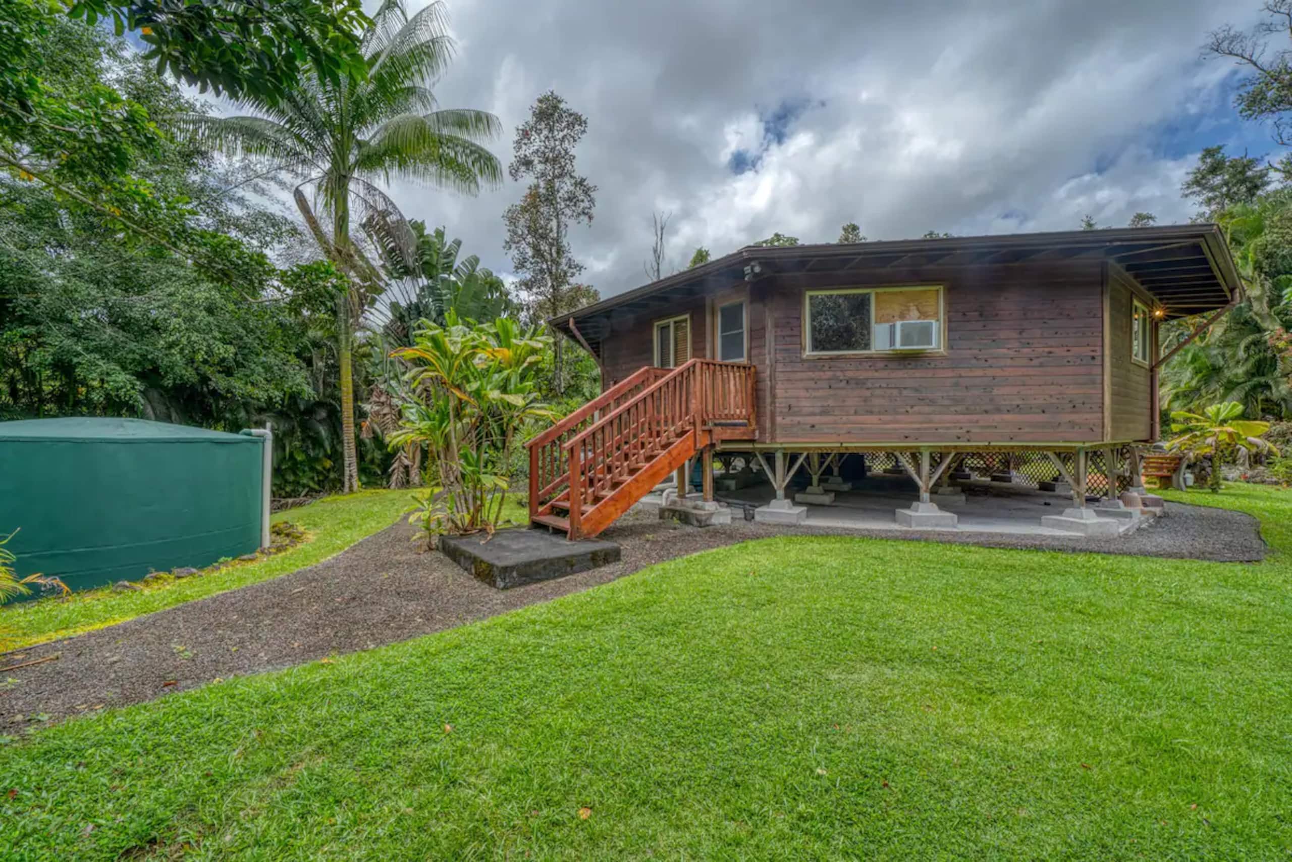 Home in Keaau · ★4.77 · 2 bedrooms · 2 beds · 2 private baths - Image 42