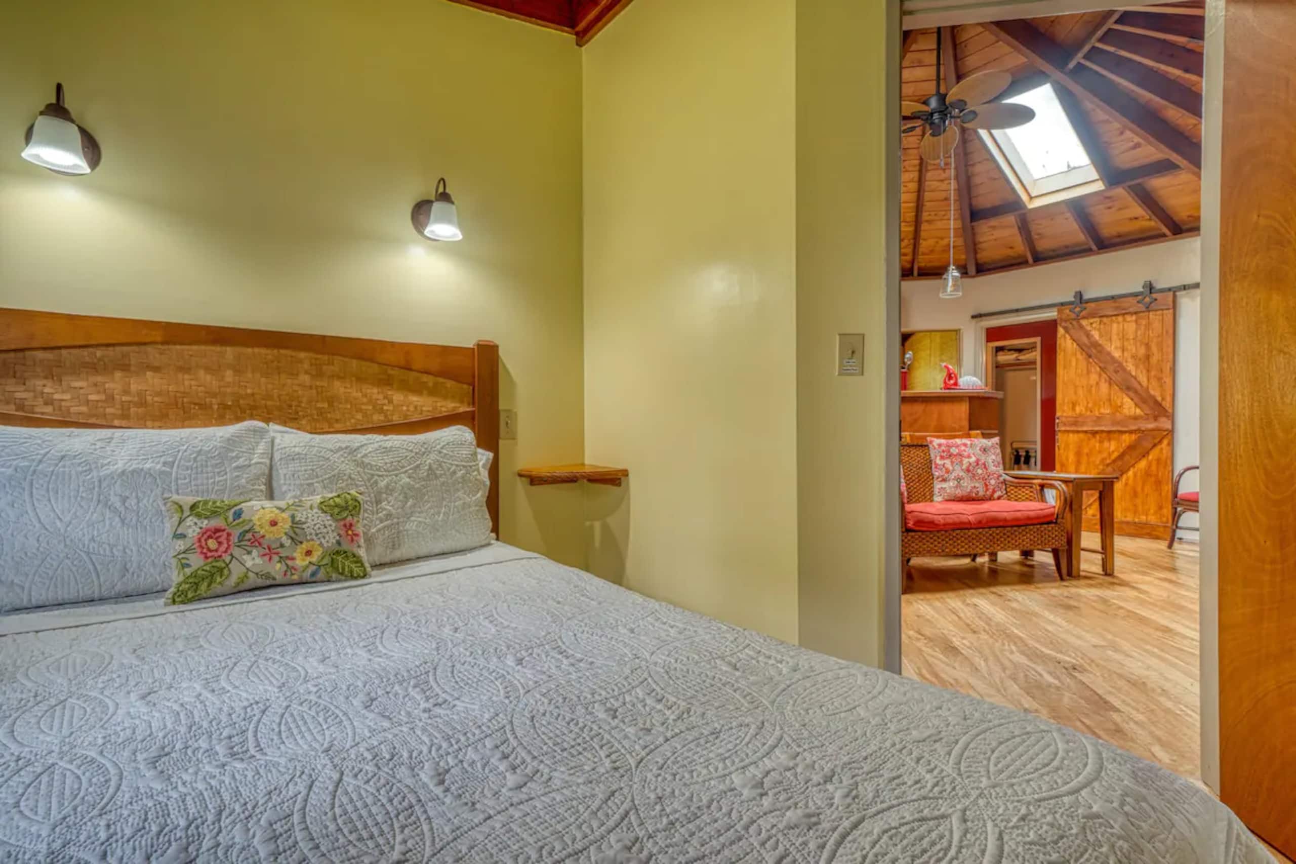 Home in Keaau · ★4.77 · 2 bedrooms · 2 beds · 2 private baths - Image 25