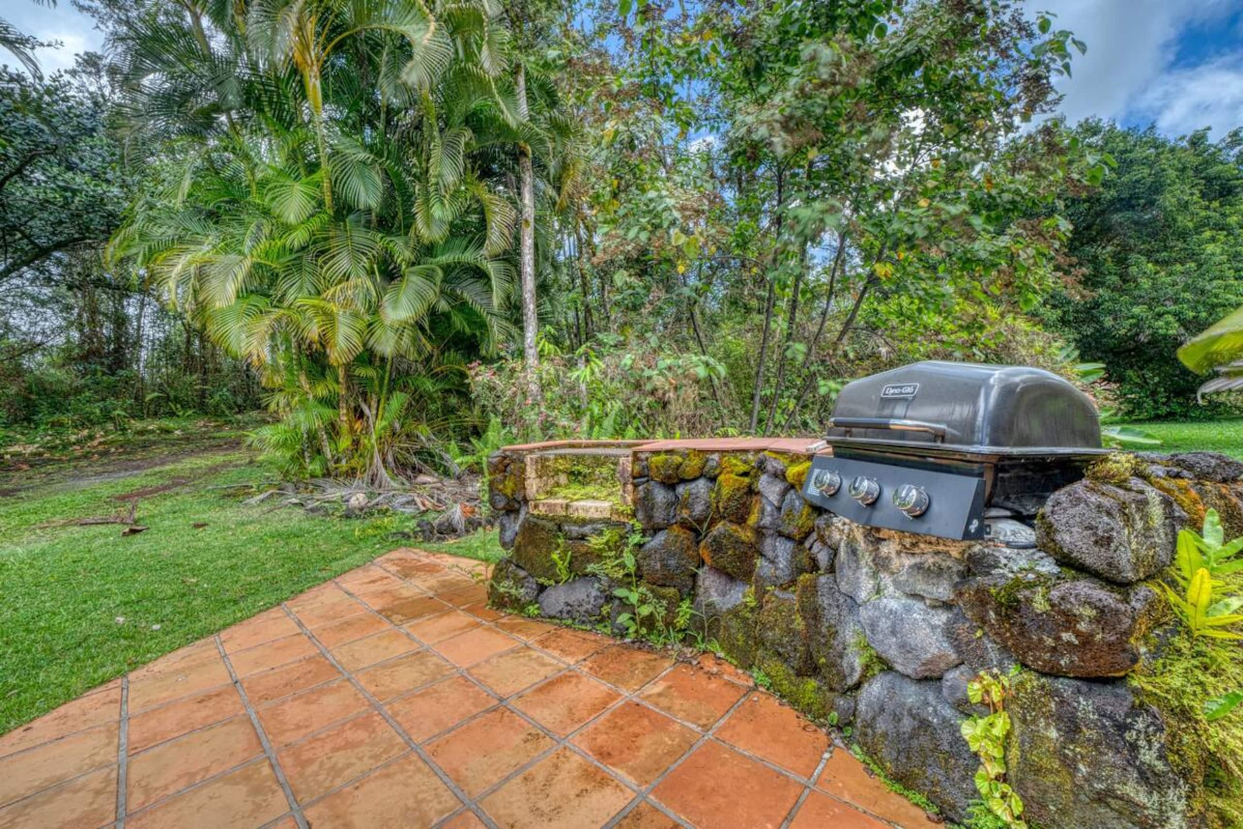 Home in Keaau · ★4.77 · 2 bedrooms · 2 beds · 2 private baths - Image 51