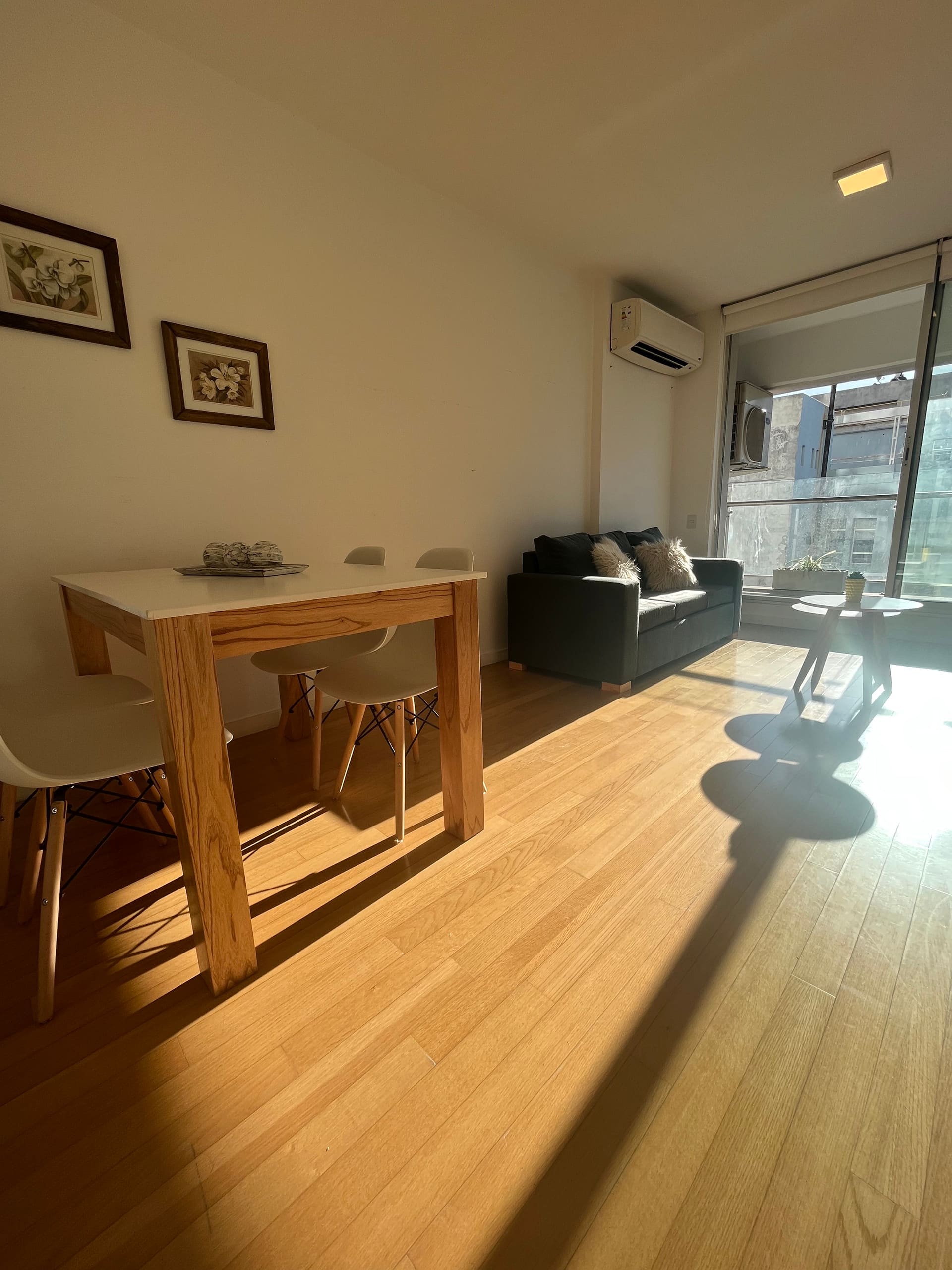 Modern apartment with 24-hour security + swimming pool + gym