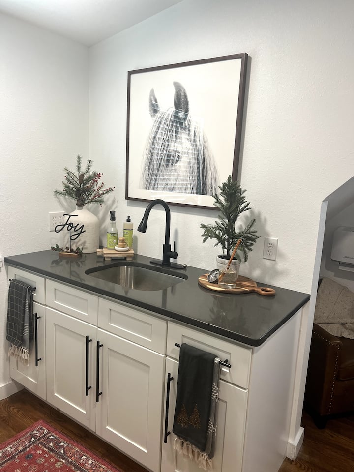 Comfort's Sunday Haus - Comfort, TX