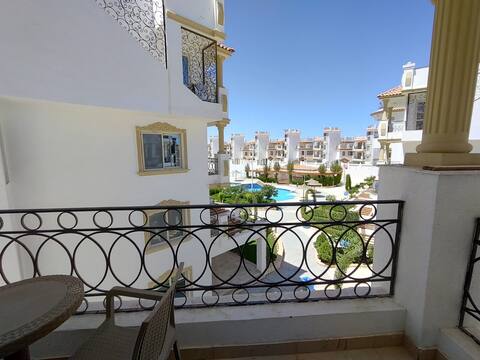Cozy 3-bedroom with 3 balconies in Sharm Hills