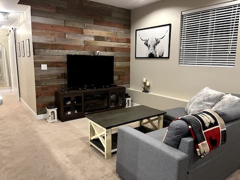 Top performing Airbnb: Mountain Mist Serenity Burke Mountain in Coquitlam