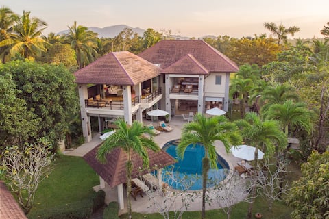 Ultra Luxury 4 Bedroom Villa