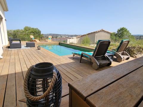 Villa Contemporaine avec piscine
