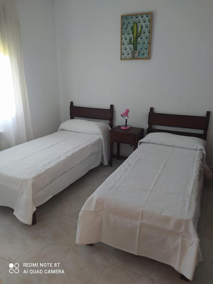 Dhomë gjumi 2