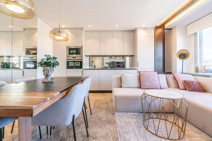 Bright Modern Flat | Heart of Justicia (2) gallery image 5