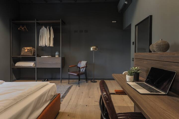 AR TriBeCa Loft Design Downtown Terrace & Sauna gallery image 2