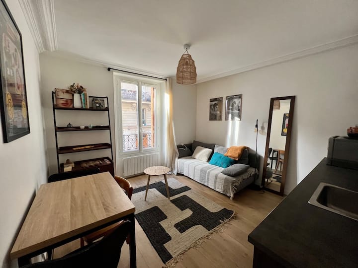 Cozy studio near Montmartre Apartments for Rent in Paris, Îlede