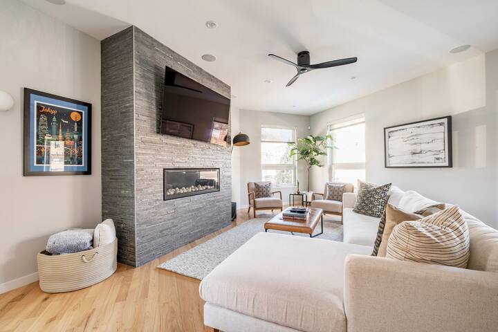 Hip Wicker Park/Bucktown Chicago! gallery image 2