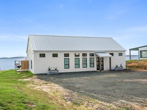 White Perch Palace*Fishing Pier* Fire-Pit