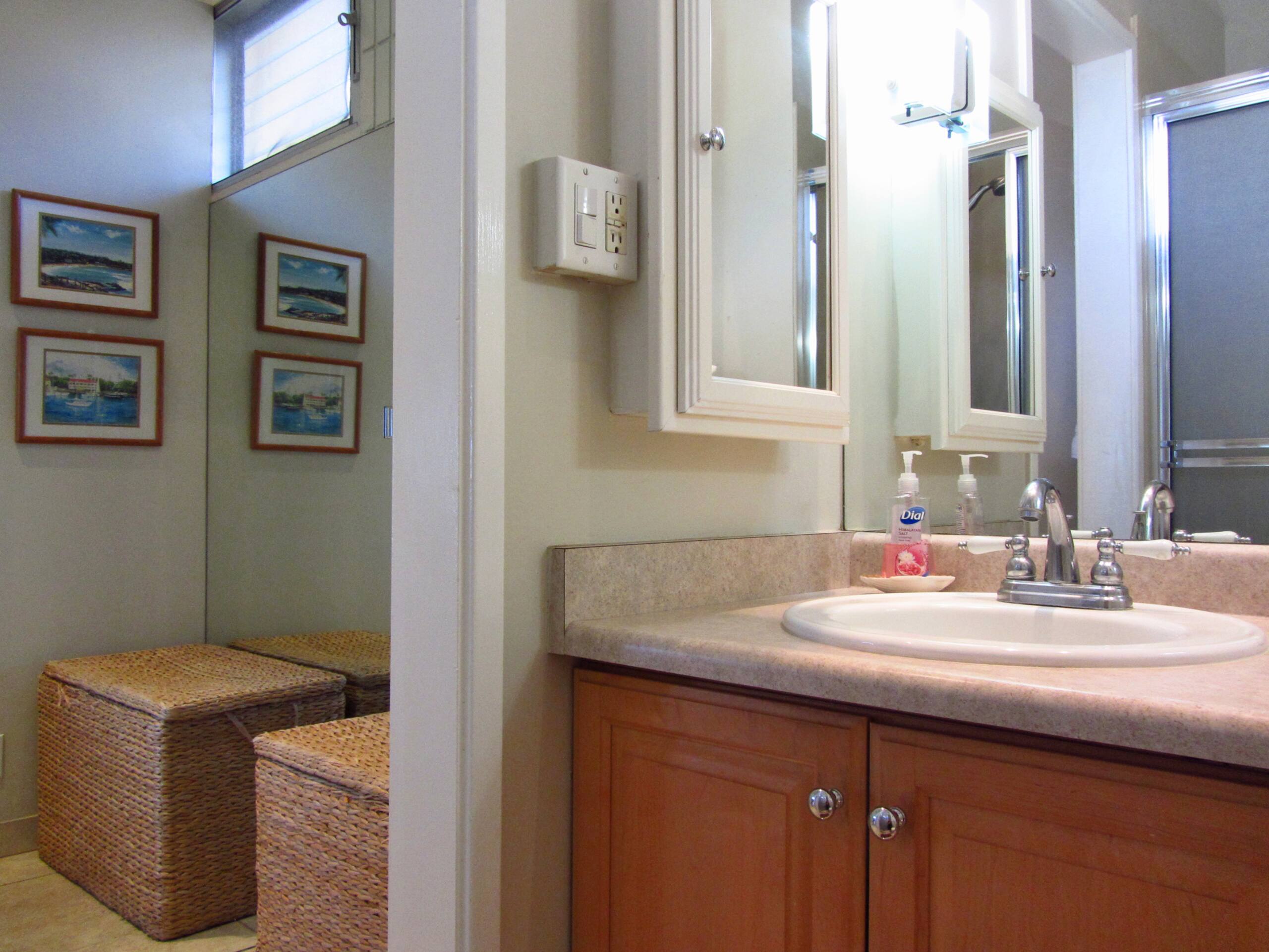 Condo in Kihei · ★4.5 · 2 bedrooms · 4 beds · 2 baths - Image 35