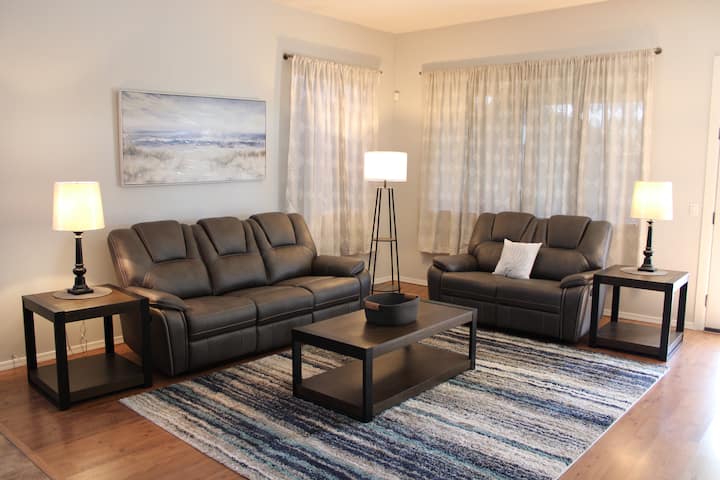 Spacious, 1-story, 5-bed, Home In Surprise - Surprise, AZ