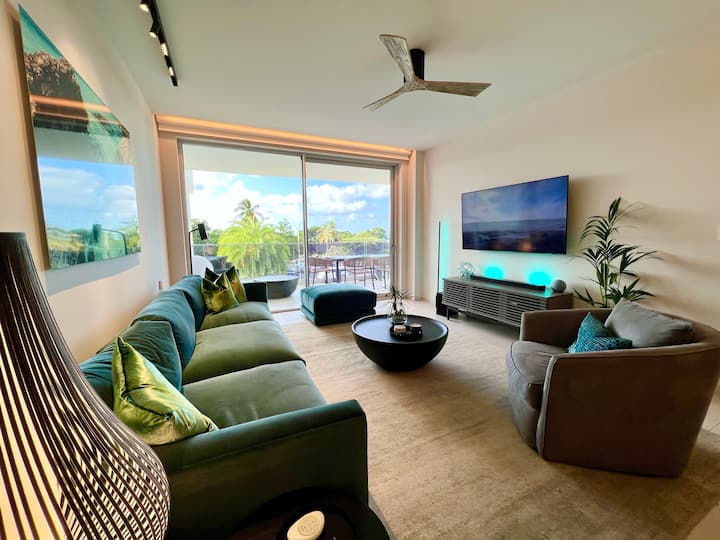 NEW Luxury BeachFront Condo Eagle Beach Apartments for Rent in