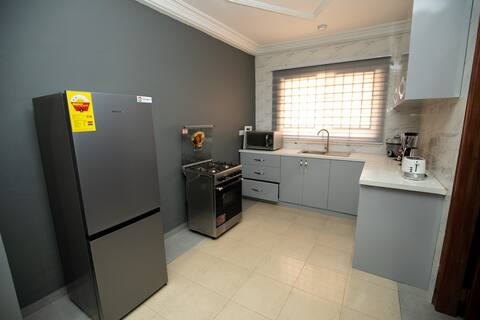 Yankey Yankey's Apt 2-Takoradi