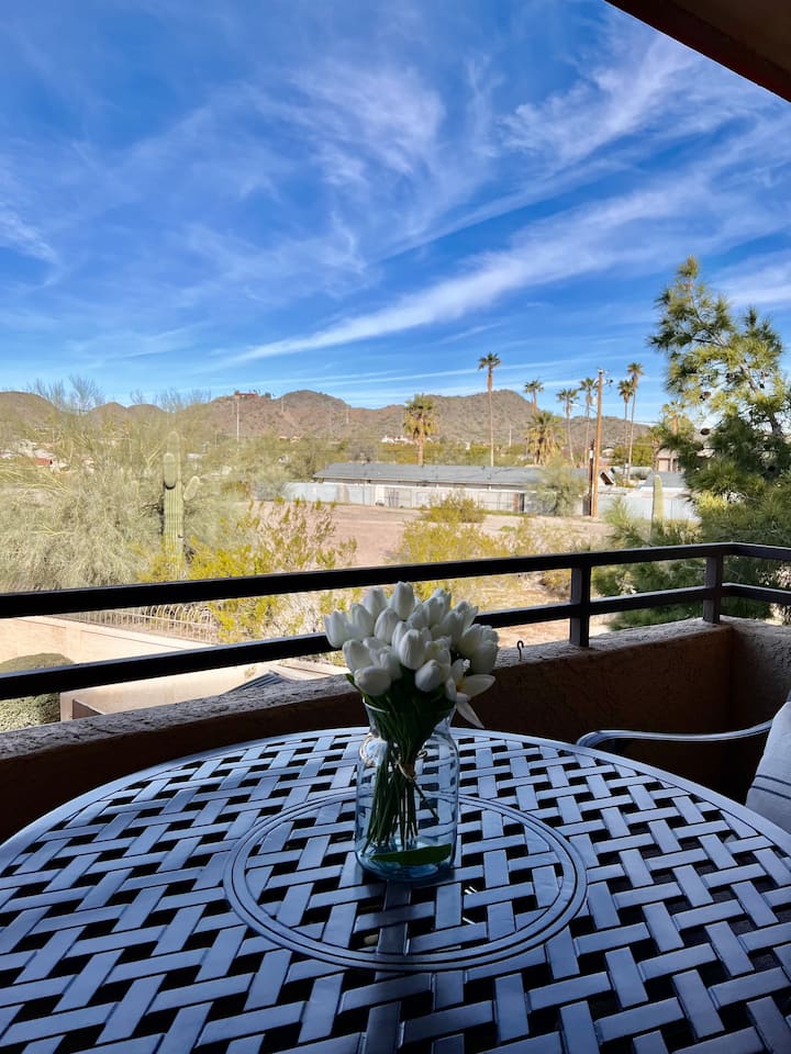 Peaceful Oasis In The Desert - Phoenix