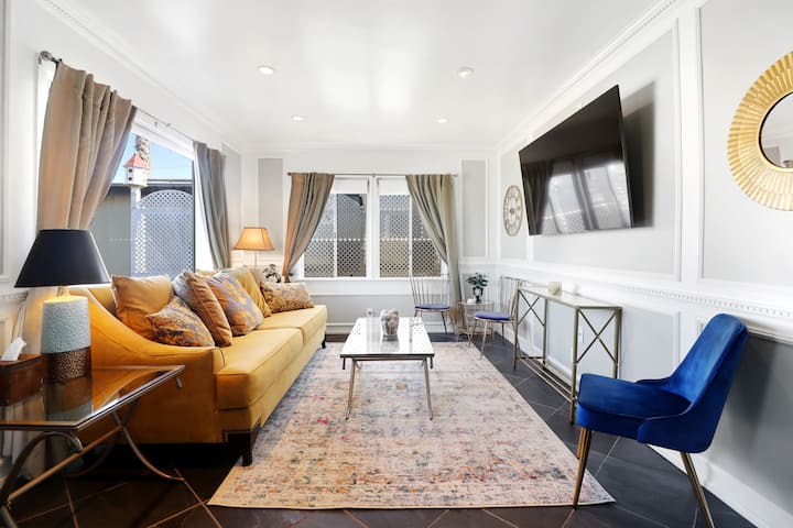 Luxury Home | 7 Mins Lax, Beach, 405 & Sofi Nearby - Hermosa Beach, CA