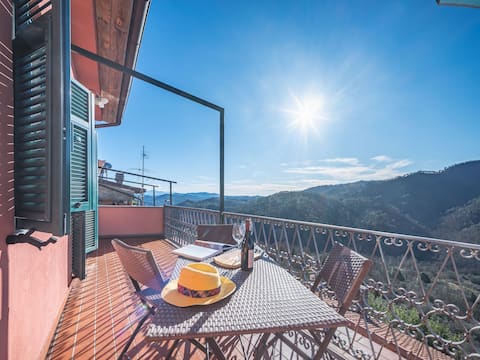 NEW! Alpi Apuane Panoramic Apartment x4