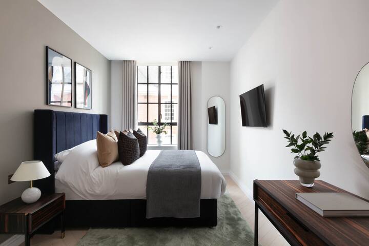 Parliament Square Apartments – Luxury 2 Bedroom gallery image 2
