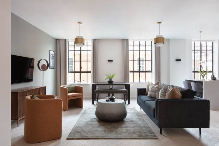 Parliament Square Apartments – Luxury 2 Bedroom