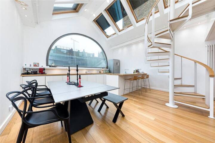 Unique Light-Filled Three-Bedroom Mews House