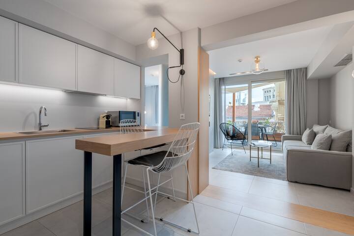 Aphrodite – Luxenia Suites gallery image 3