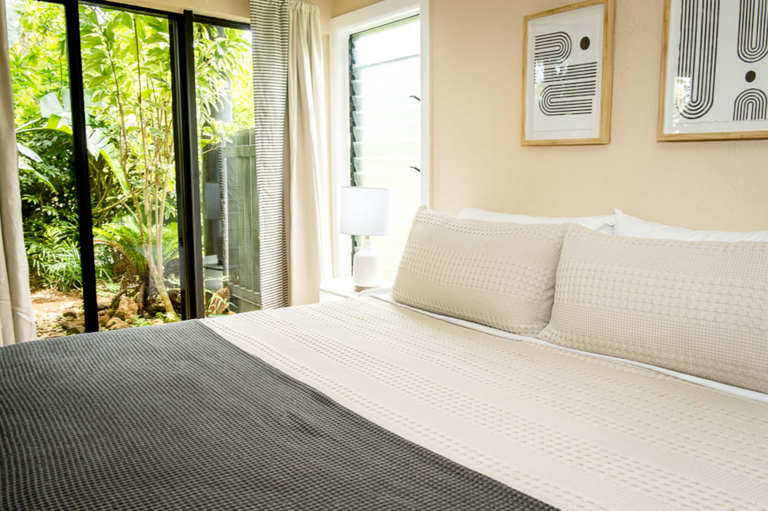 Two king bed suites close to Hanalei Bay and shops - Photo 12