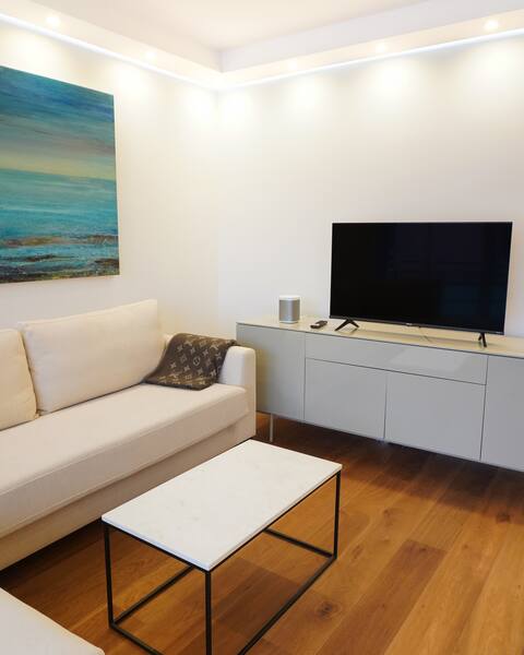 Top Airbnb: Modern city apartment 2BR - 90qm in Haidhausen Nord