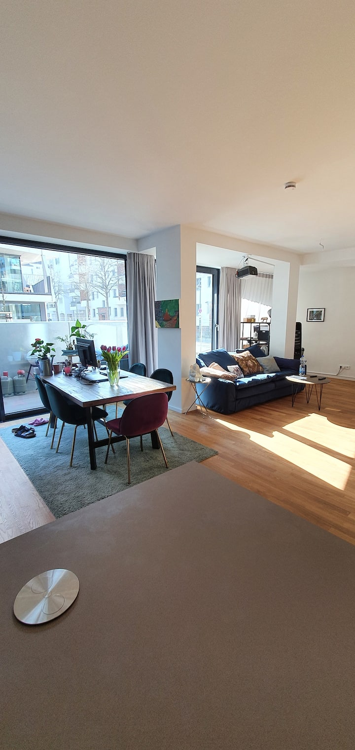 Sunny Apartment In A Quiet Location - Berlín