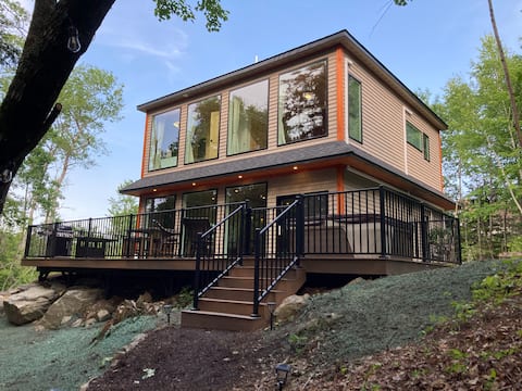 Salt Side: New House, Pet and Family Friendly