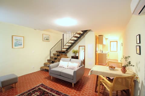 Airbnb performant: Eva Duplex in the city center à L'île Rousse