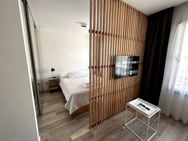 Estudio Completo A Metros De La Rural - Buenos Aires