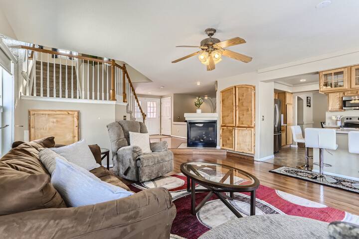 Infinity Hosting by Peruth gallery image 3