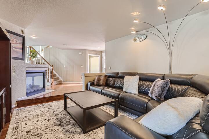 Infinity Hosting by Peruth gallery image 2