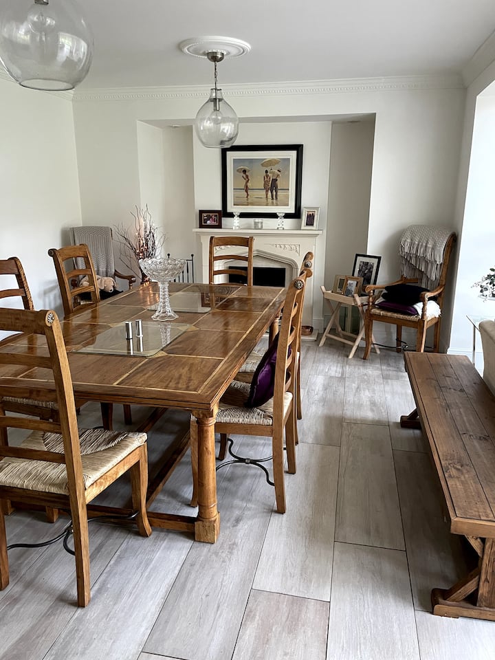 Countryside Home In Woodford Cheshire - Macclesfield