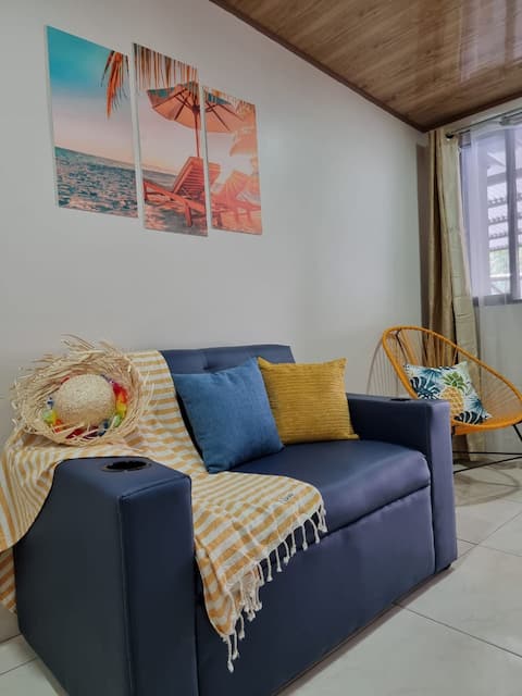 Apartment H. González #2, A/C Alajuela